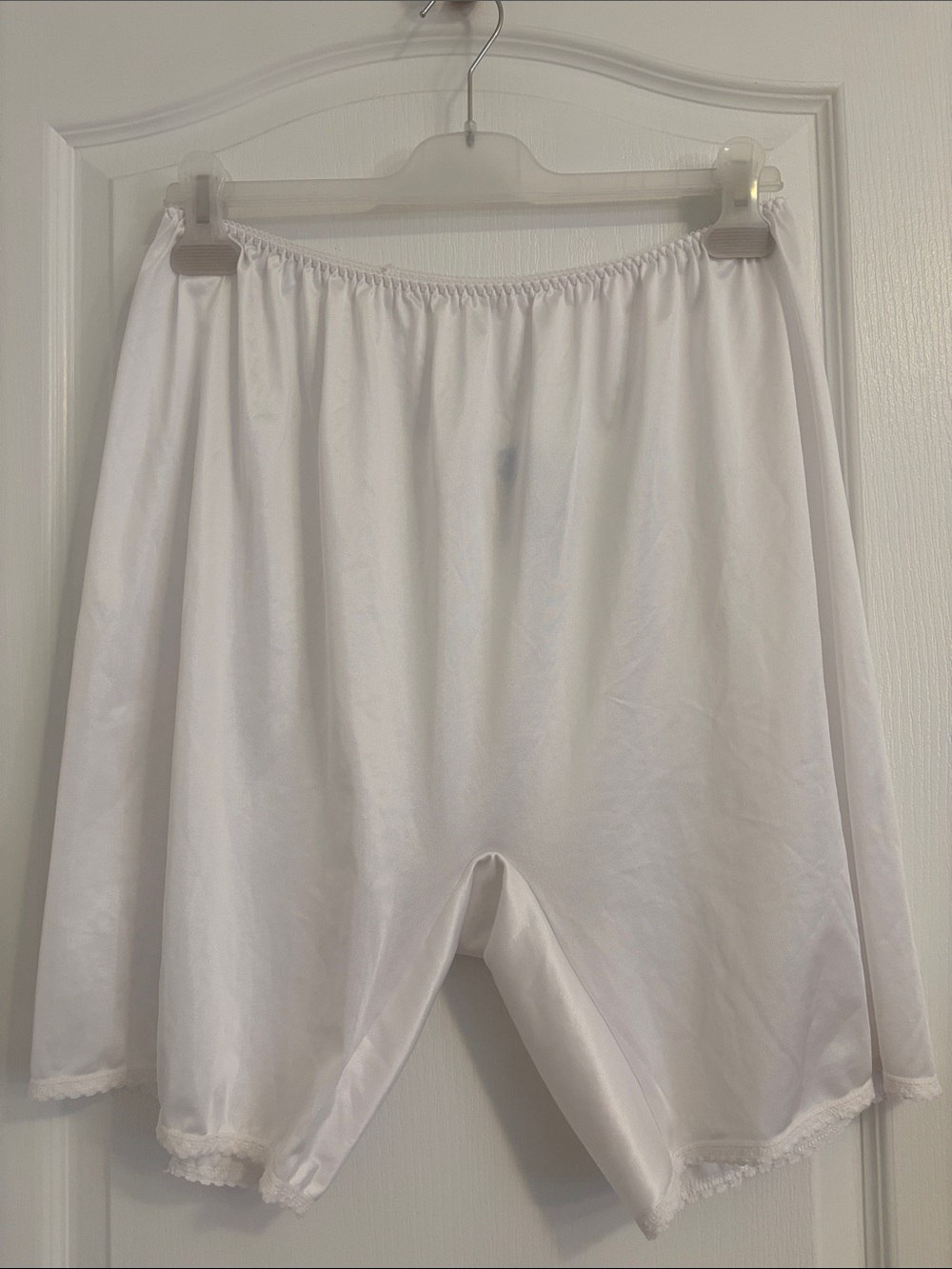 Vintage Women's White Bloomers Shorts